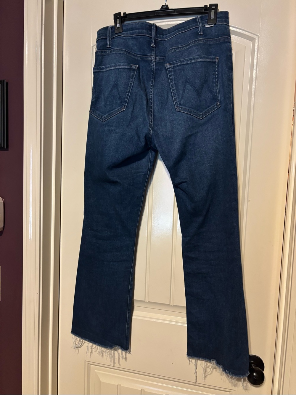 MOTHER Indigo Raw-Hem Cropped Ankle Jeans